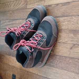 Danner Jag Hiking Boots - barely used